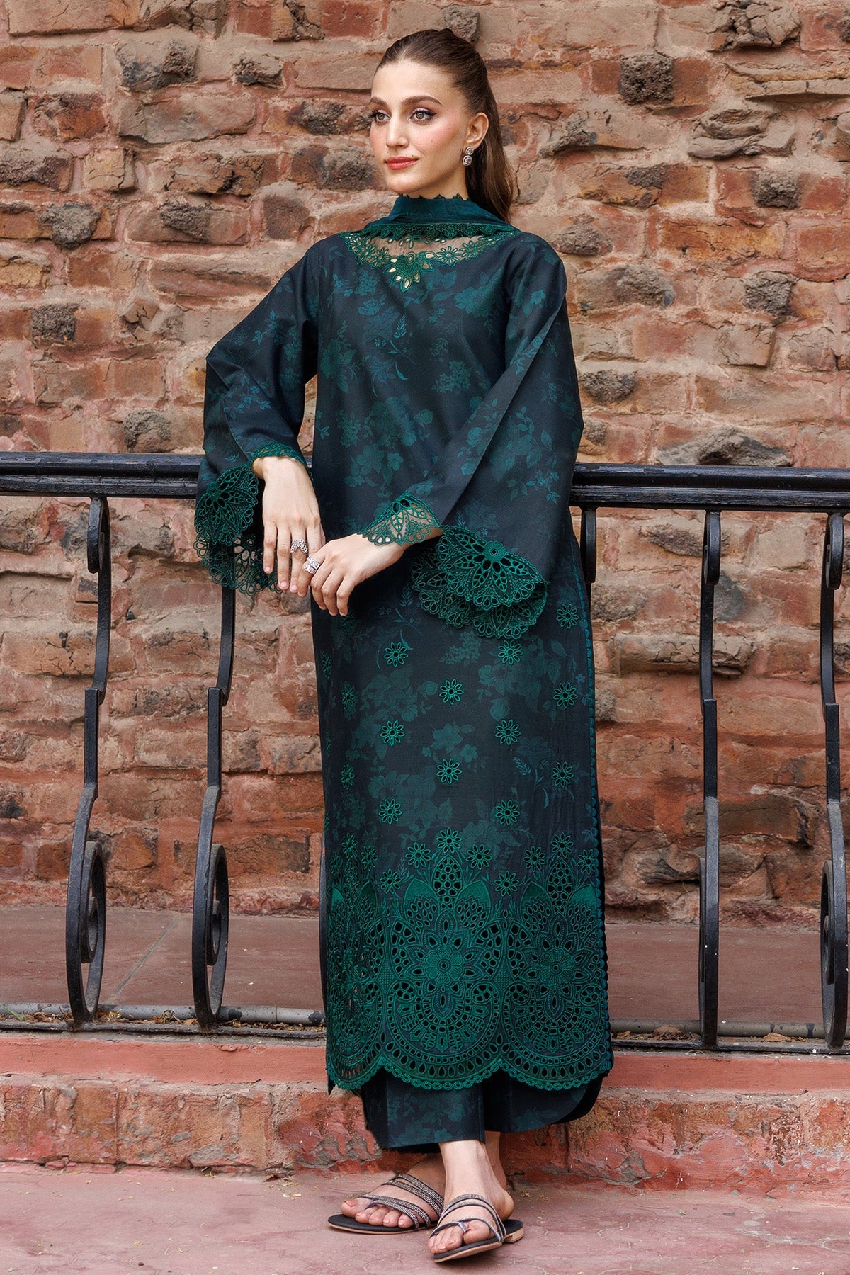 Seraya Lawn SS'25