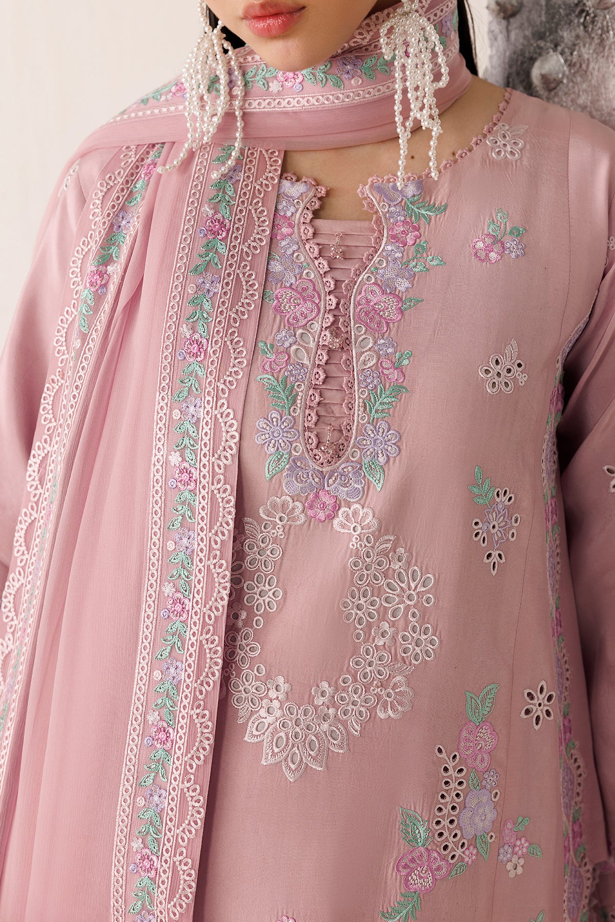Opaline Poise