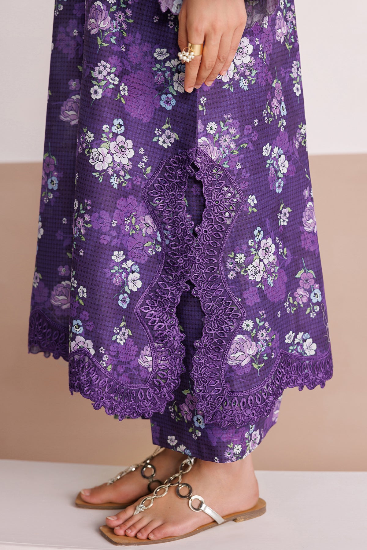 Violet Noir