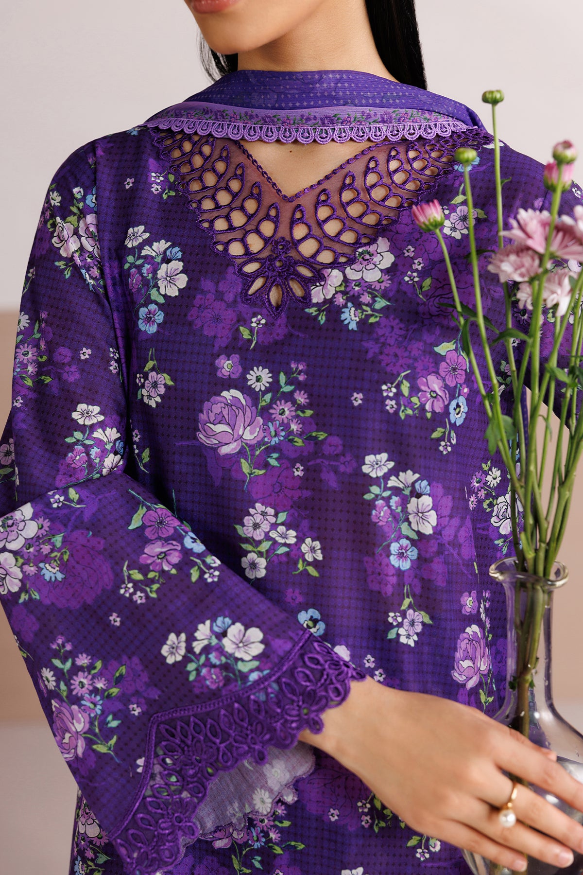 Violet Noir