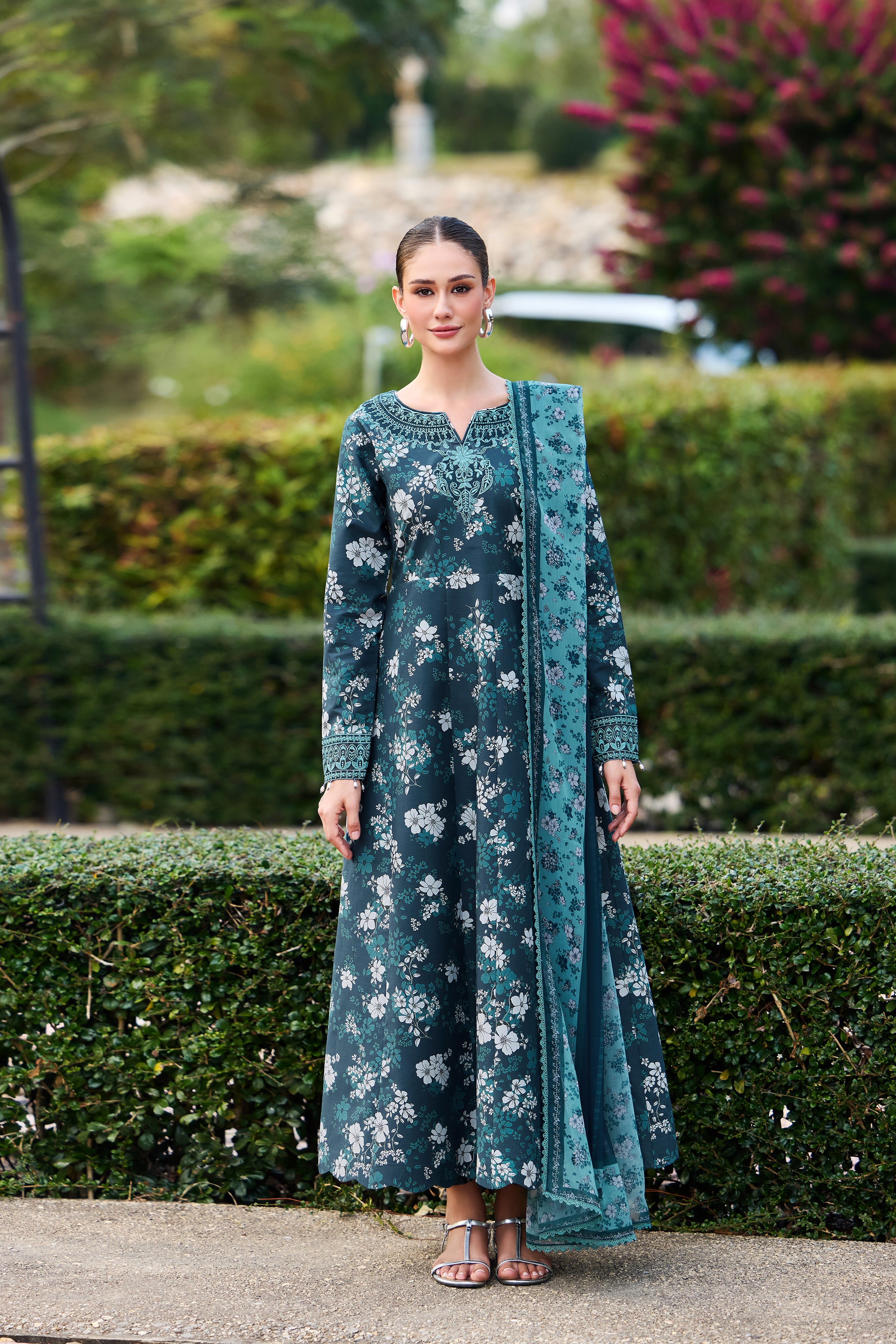 Indigo Royale