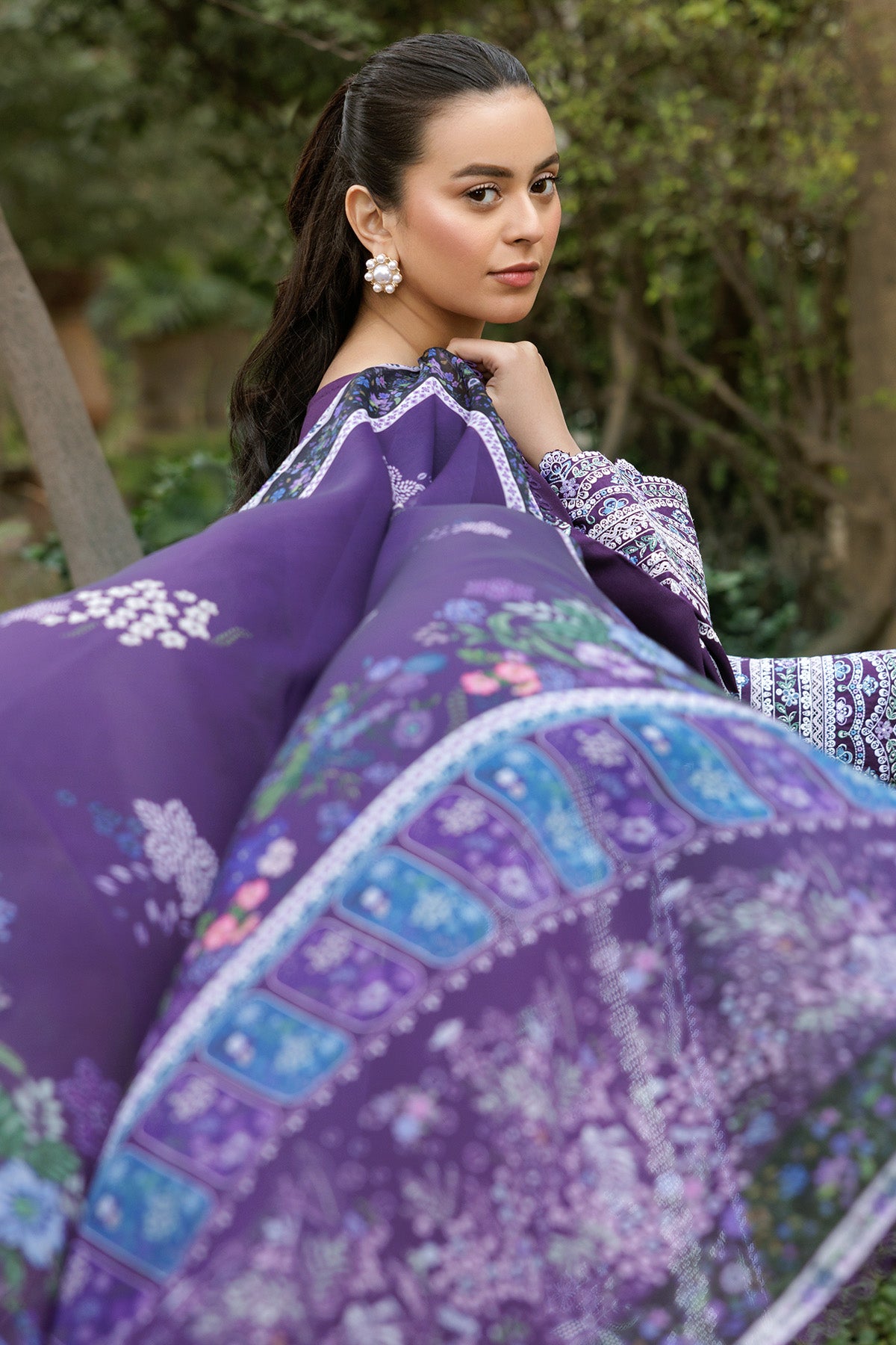 Regal Iris