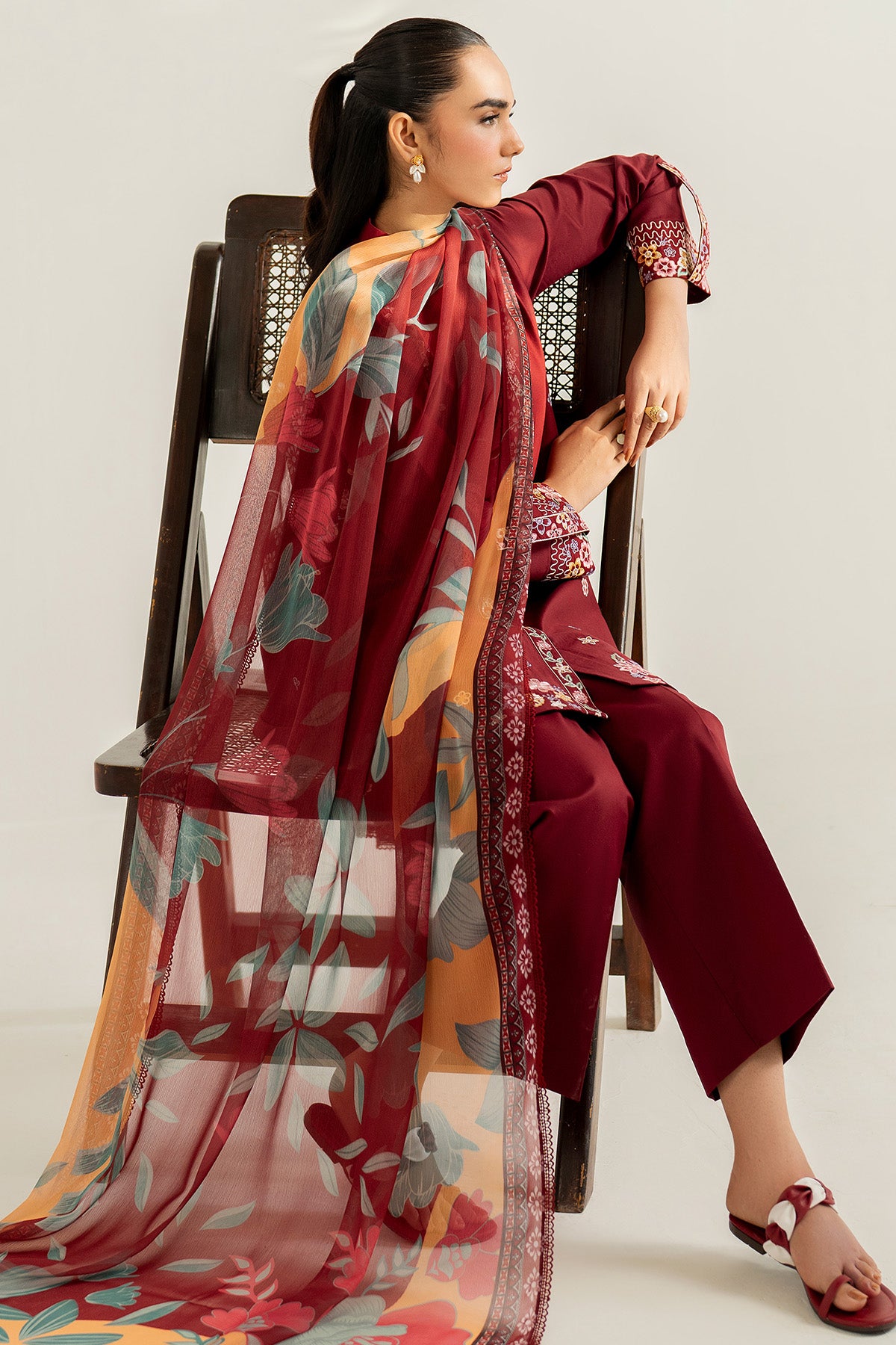Maroon Muse