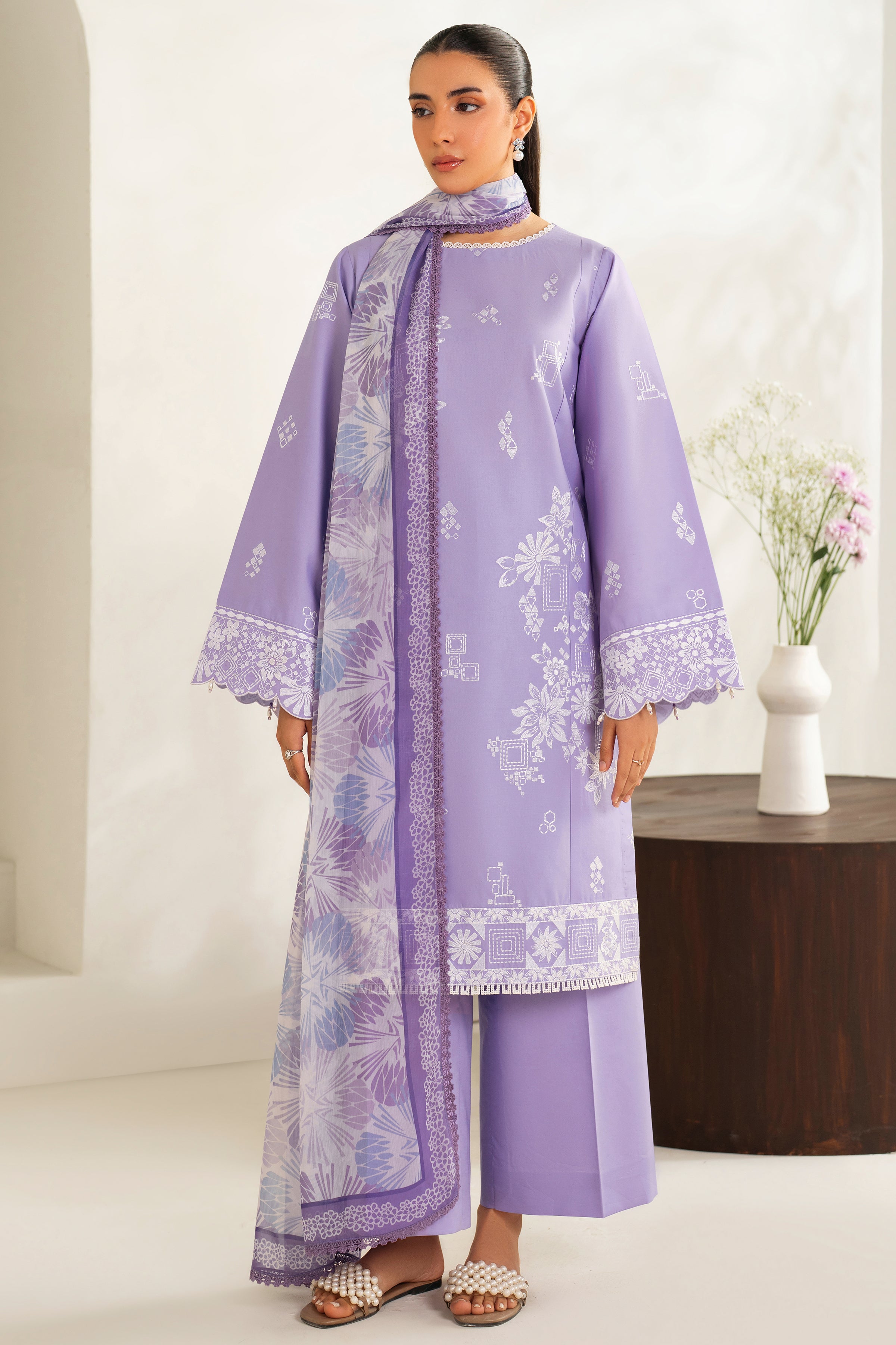 Lavender Peral