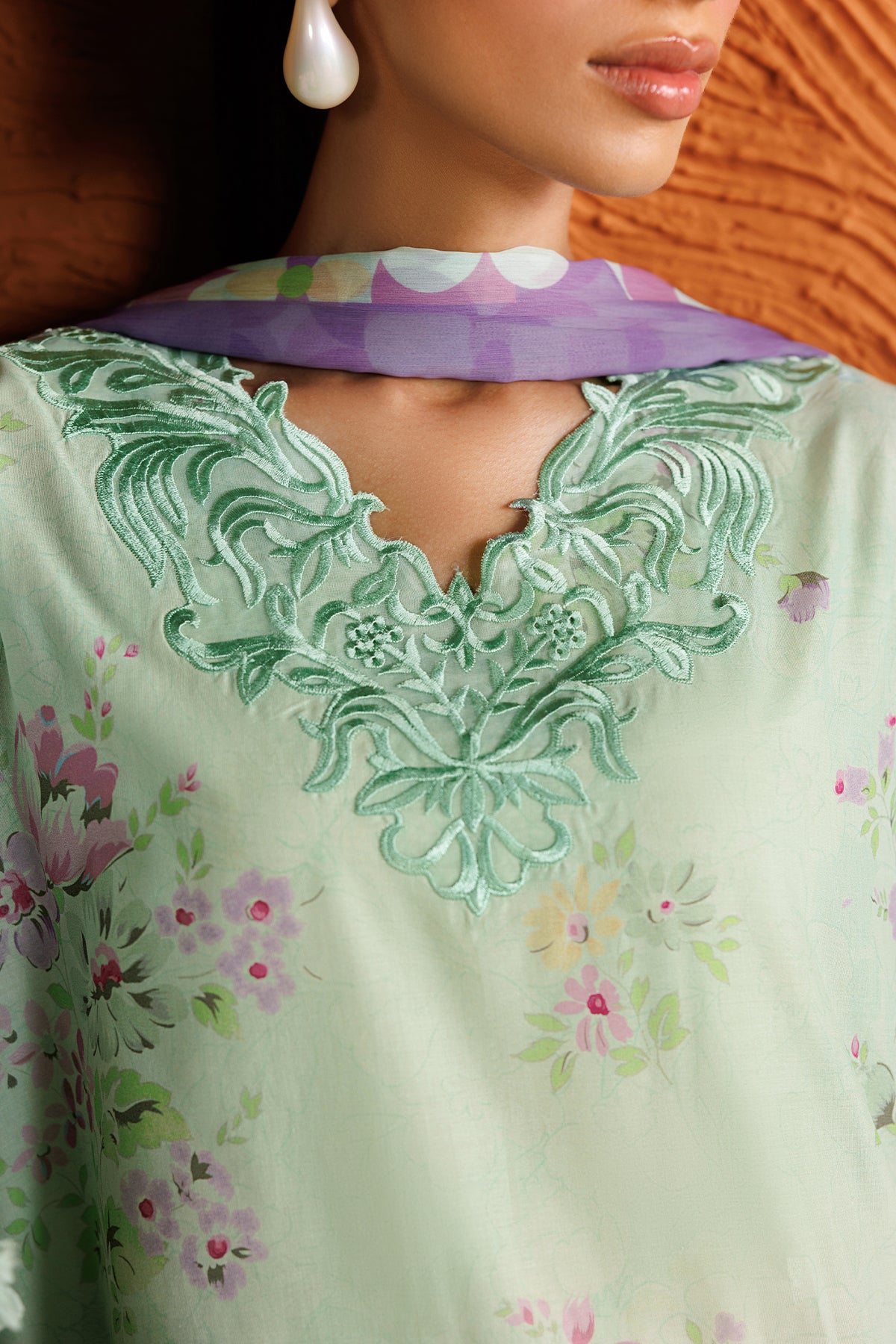 Aqua Petal